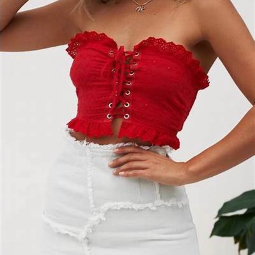 Red tie top